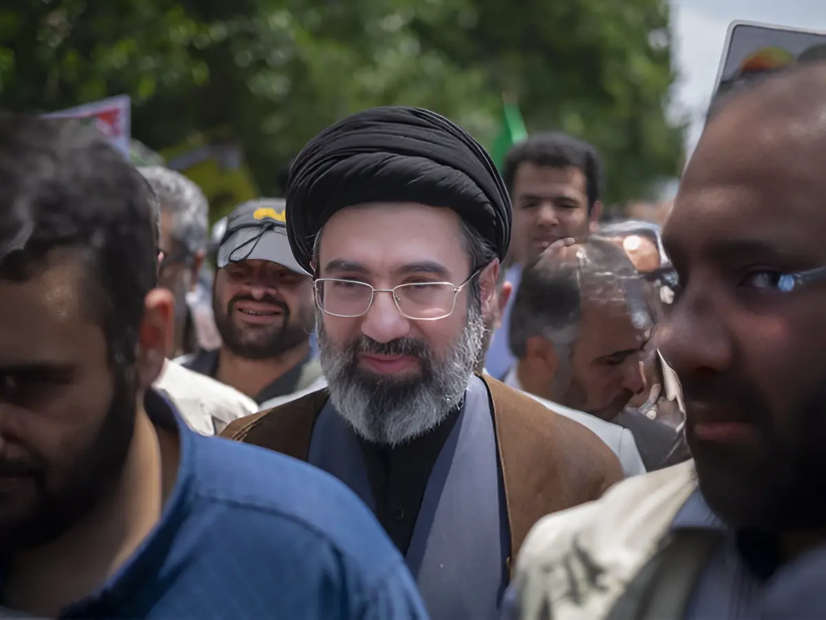 نئے ایرانی سپریم لیڈر کے زخمی ہونے کی اطلاعات، ایرانی صدر کے بیٹے کا اہم بیان سامنے آگیا